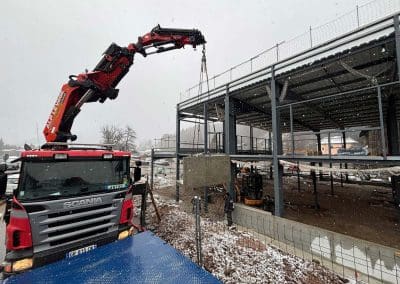 Levage et manutention de machines lourdes sur site industriel par ALP Levage