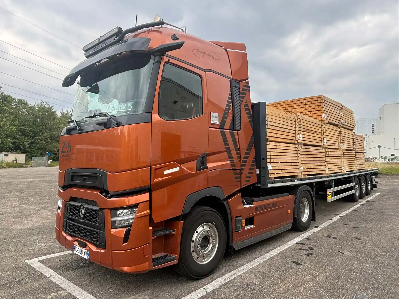 Transport sécurisé de matériel industriel et convois exceptionnels par ALP LEVAGE