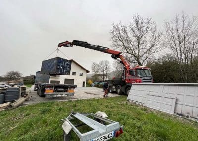 Semi porte-voiture ALP Levage pour transport sécurisé de véhicules spéciaux et machines de loisirs en Haute-Savoie